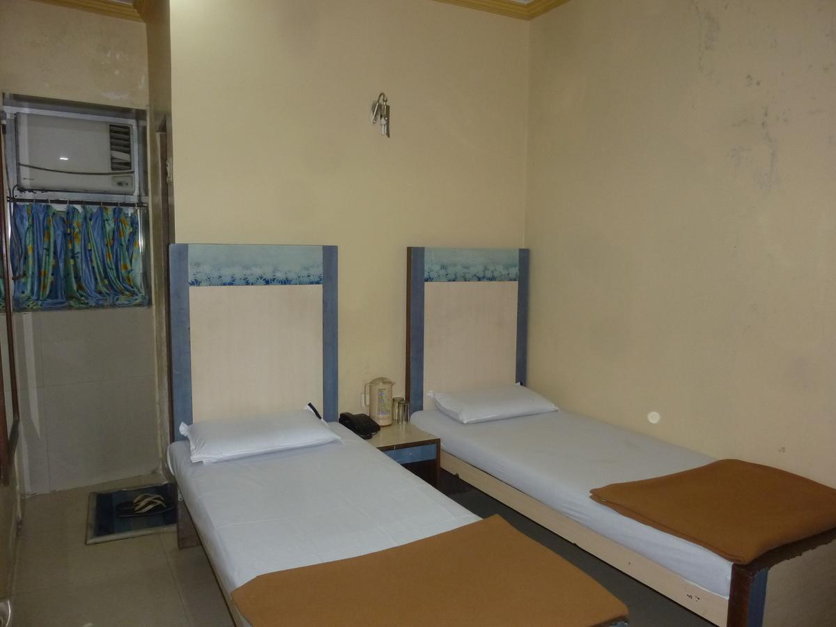 Hotel Stars Mumbai Rum bild